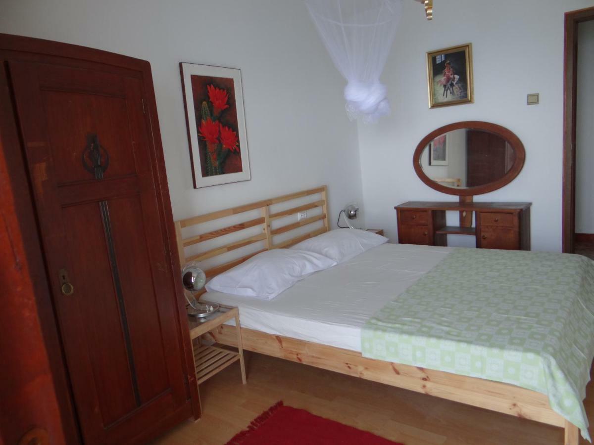 Apartments Bassi Stara Baška Exterior foto